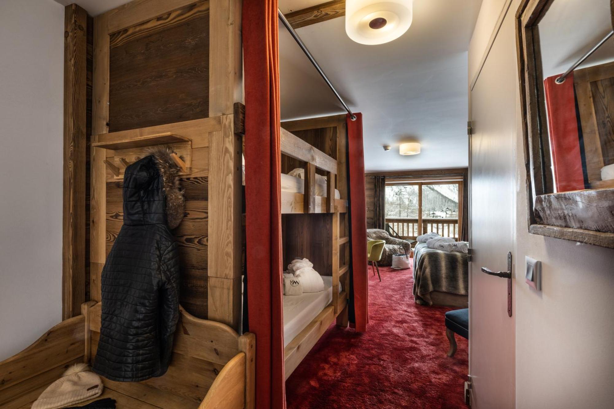 Hotel Ski Lodge - Village Montana Val-dʼIsère Exteriör bild